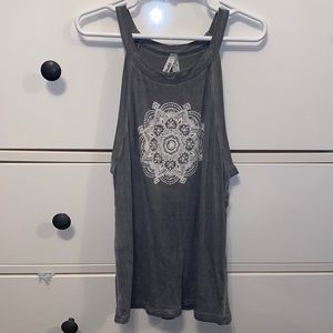 Gray tank with design